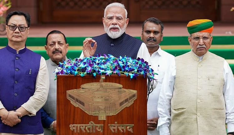 Modi Praises Skyroot Team, Takes Veiled Jibe at Rahul Gandhi